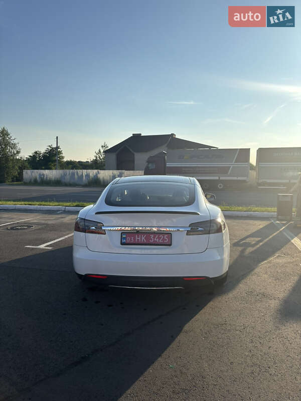 Лифтбек Tesla Model S 2012 в Луцке фото 5 Лифтбек Tesla Model S 2012 в Луцке