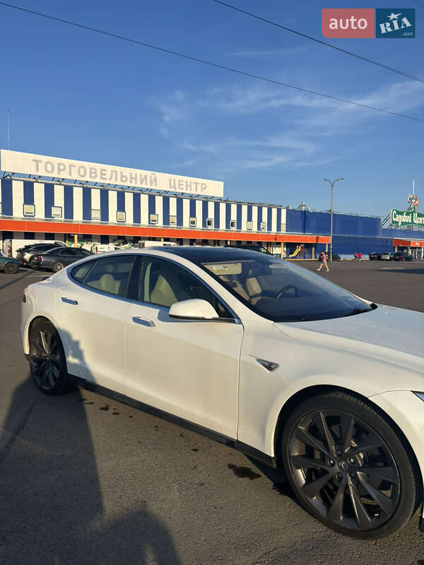 Лифтбек Tesla Model S 2012 в Луцке фото 8 Лифтбек Tesla Model S 2012 в Луцке