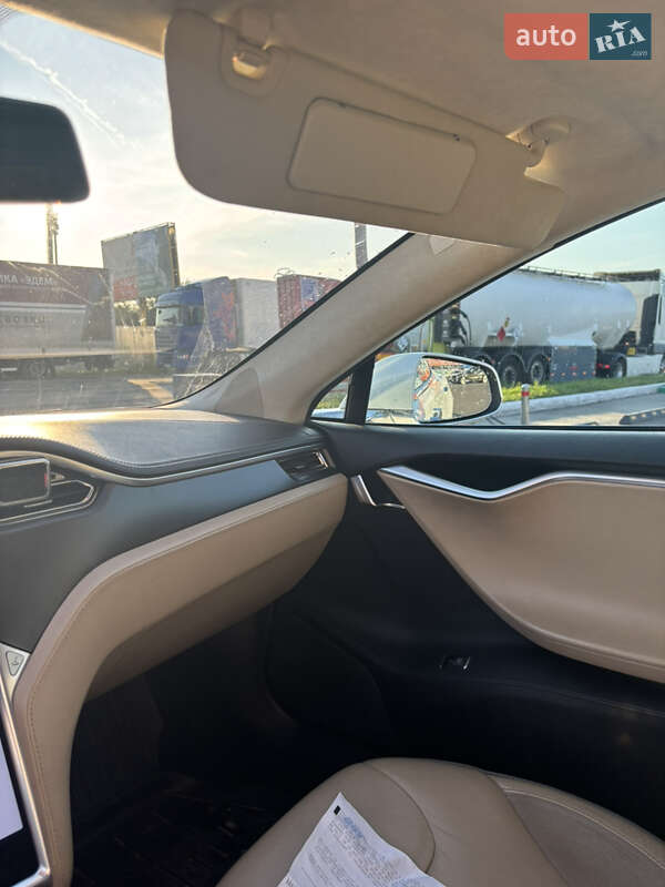 Лифтбек Tesla Model S 2012 в Луцке фото 23 Лифтбек Tesla Model S 2012 в Луцке