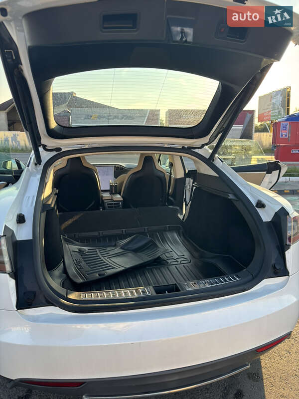 Лифтбек Tesla Model S 2012 в Луцке фото 44 Лифтбек Tesla Model S 2012 в Луцке