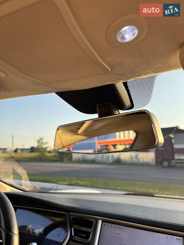 Лифтбек Tesla Model S 2012 в Луцке фото 51 Лифтбек Tesla Model S 2012 в Луцке