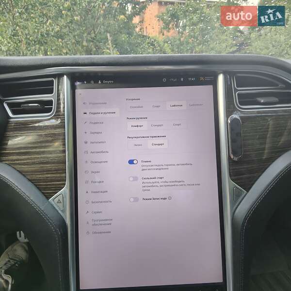 Лифтбек Tesla Model S 2016 в Виннице