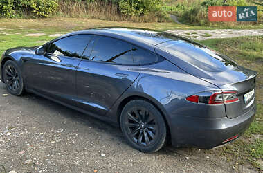 Ліфтбек Tesla Model S 2020 в 