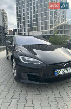 Ліфтбек Tesla Model S 2016 в 
