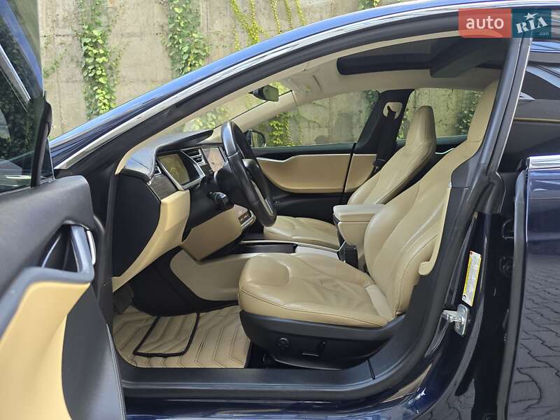 Ліфтбек Tesla Model S 2014 в Хмельницькому