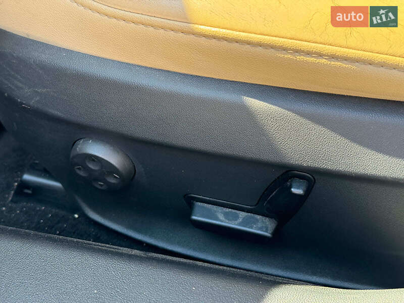 Лифтбек Tesla Model S 2013 в Виннице фото 19 Лифтбек Tesla Model S 2013 в Виннице