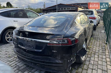 Ліфтбек Tesla Model S 2018 в 