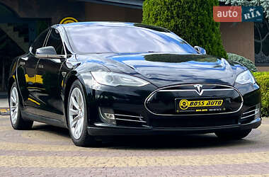 Лифтбек Tesla Model S 2013 в Львове