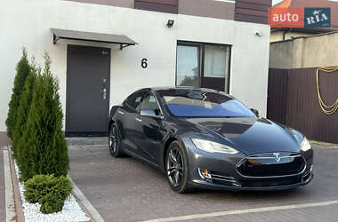 Лифтбек Tesla Model S 2014 в 