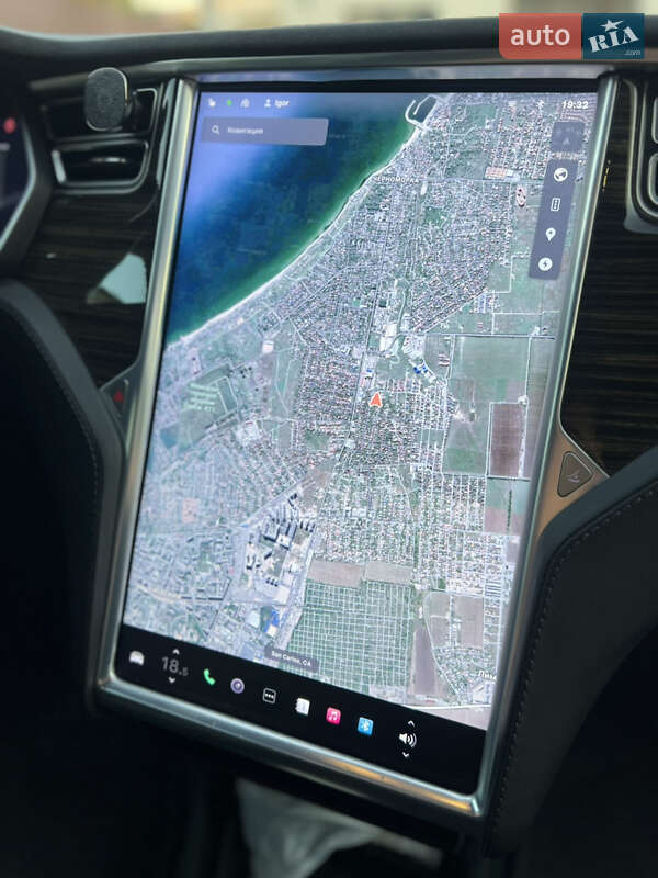 Ліфтбек Tesla Model S 2014 в Одесі