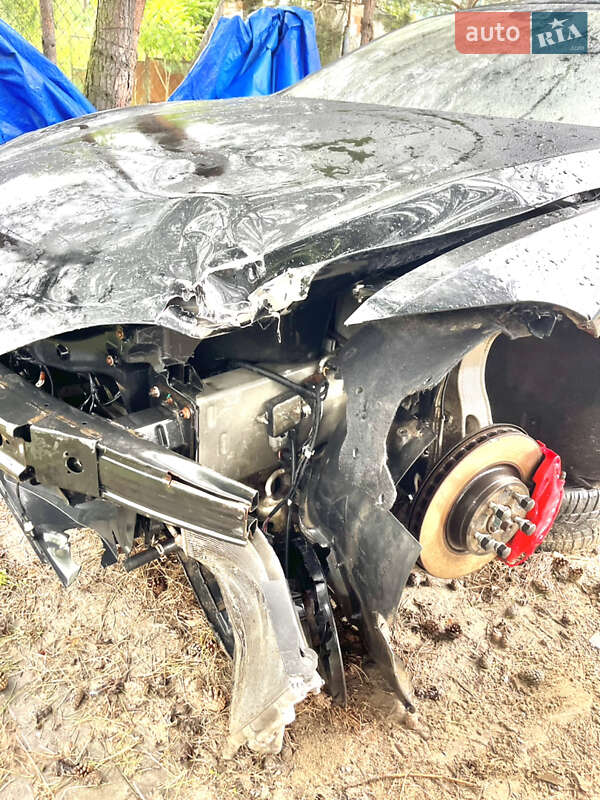 Ліфтбек Tesla Model S 2016 в Львові фото 11 Ліфтбек Tesla Model S 2016 в Львові