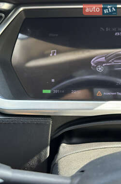 Ліфтбек Tesla Model S 2013 в Львові