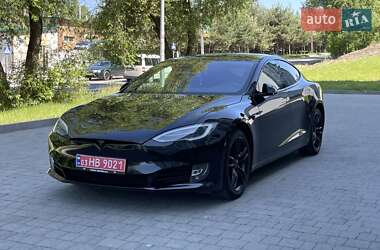 Лифтбек Tesla Model S 2018 в Луцке