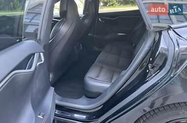 Лифтбек Tesla Model S 2018 в Луцке