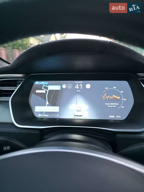 Ліфтбек Tesla Model S 2015 в Львові