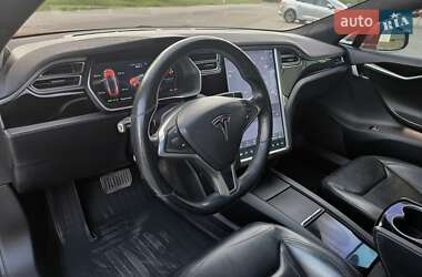 Ліфтбек Tesla Model S 2015 в 