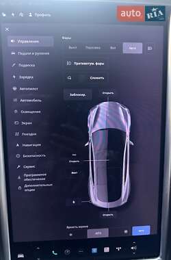 Ліфтбек Tesla Model S 2015 в 