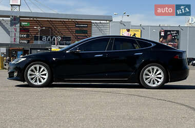 Ліфтбек Tesla Model S 2017 в 