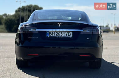 Ліфтбек Tesla Model S 2017 в 