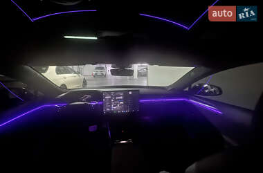 Лифтбек Tesla Model S 2022 в 