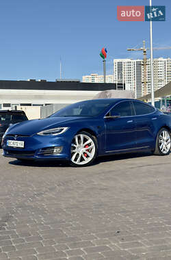 Лифтбек Tesla Model S 2019 в Киеве