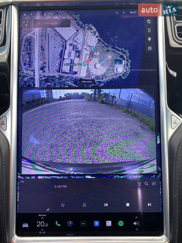 Лифтбек Tesla Model S 2015 в Киеве