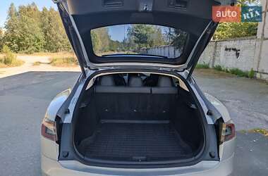 Ліфтбек Tesla Model S 2014 в 