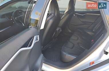 Ліфтбек Tesla Model S 2014 в 