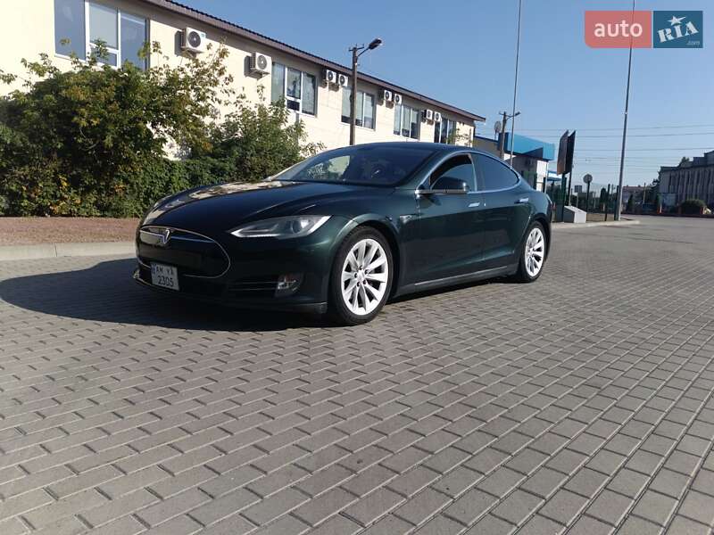 Лифтбек Tesla Model S 2012 в Житомире