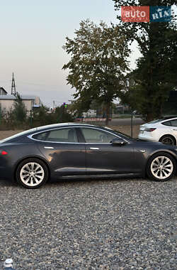 Ліфтбек Tesla Model S 2016 в 