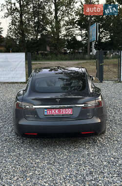 Ліфтбек Tesla Model S 2016 в 