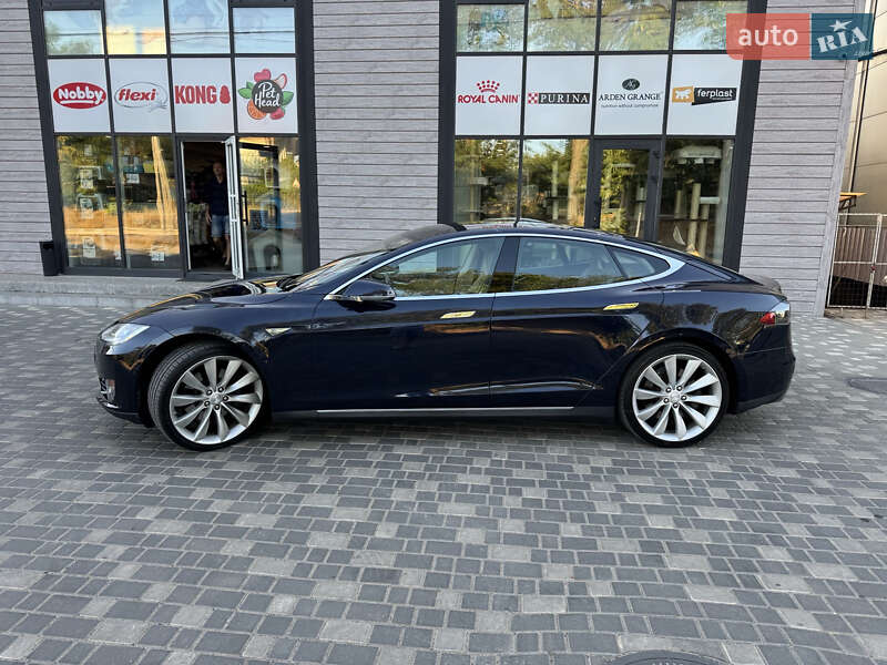 Ліфтбек Tesla Model S 2014 в Одесі фото 13 Ліфтбек Tesla Model S 2014 в Одесі