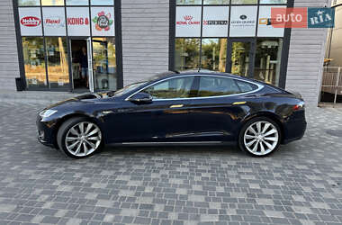 Лифтбек Tesla Model S 2014 в 