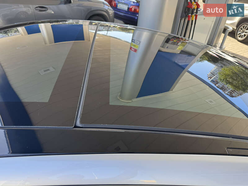 Лифтбек Tesla Model S 2015 в Одессе