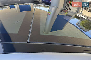 Ліфтбек Tesla Model S 2015 в 