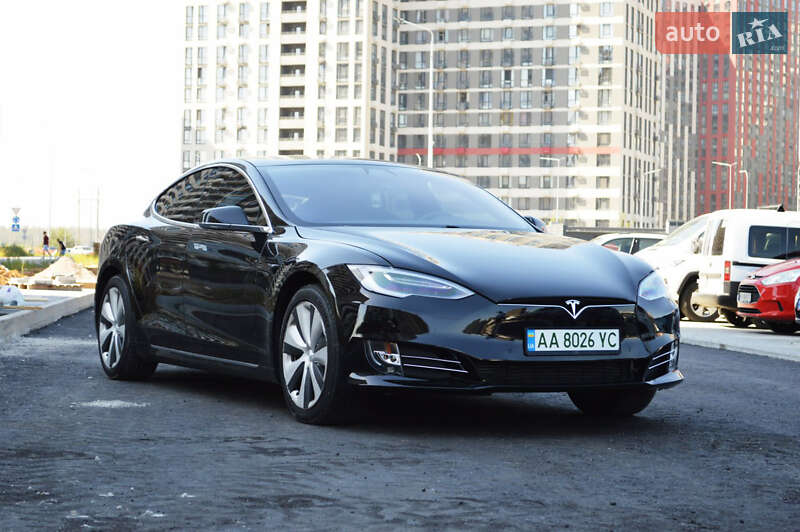 Лифтбек Tesla Model S 2020 в Киеве фото 2 Лифтбек Tesla Model S 2020 в Киеве
