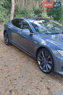 Ліфтбек Tesla Model S 2014 в 