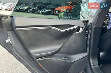 Ліфтбек Tesla Model S 2019 в 