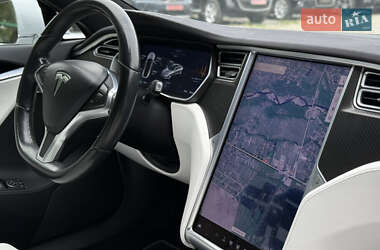 Ліфтбек Tesla Model S 2017 в 