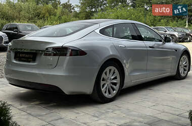 Ліфтбек Tesla Model S 2017 в 