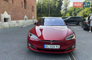 Ліфтбек Tesla Model S 2016 в 