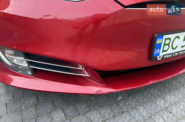 Ліфтбек Tesla Model S 2016 в 