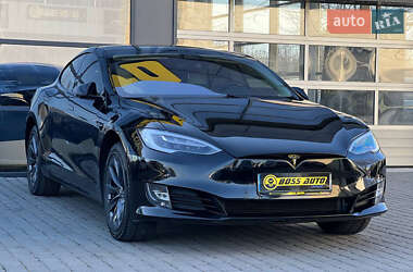 Ліфтбек Tesla Model S 2018 в Івано-Франківську