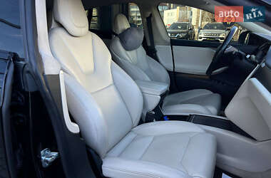 Лифтбек Tesla Model S 2018 в 