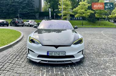 Лифтбек Tesla Model S 2022 в 
