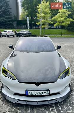 Лифтбек Tesla Model S 2022 в Днепре