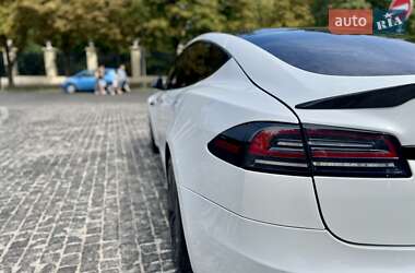 Лифтбек Tesla Model S 2022 в 