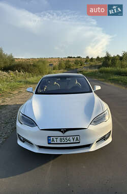 Ліфтбек Tesla Model S 2020 в Івано-Франківську