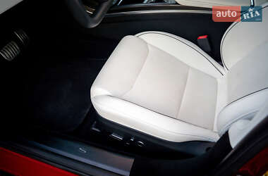 Лифтбек Tesla Model S 2022 в 