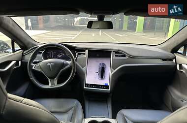 Лифтбек Tesla Model S 2016 в 